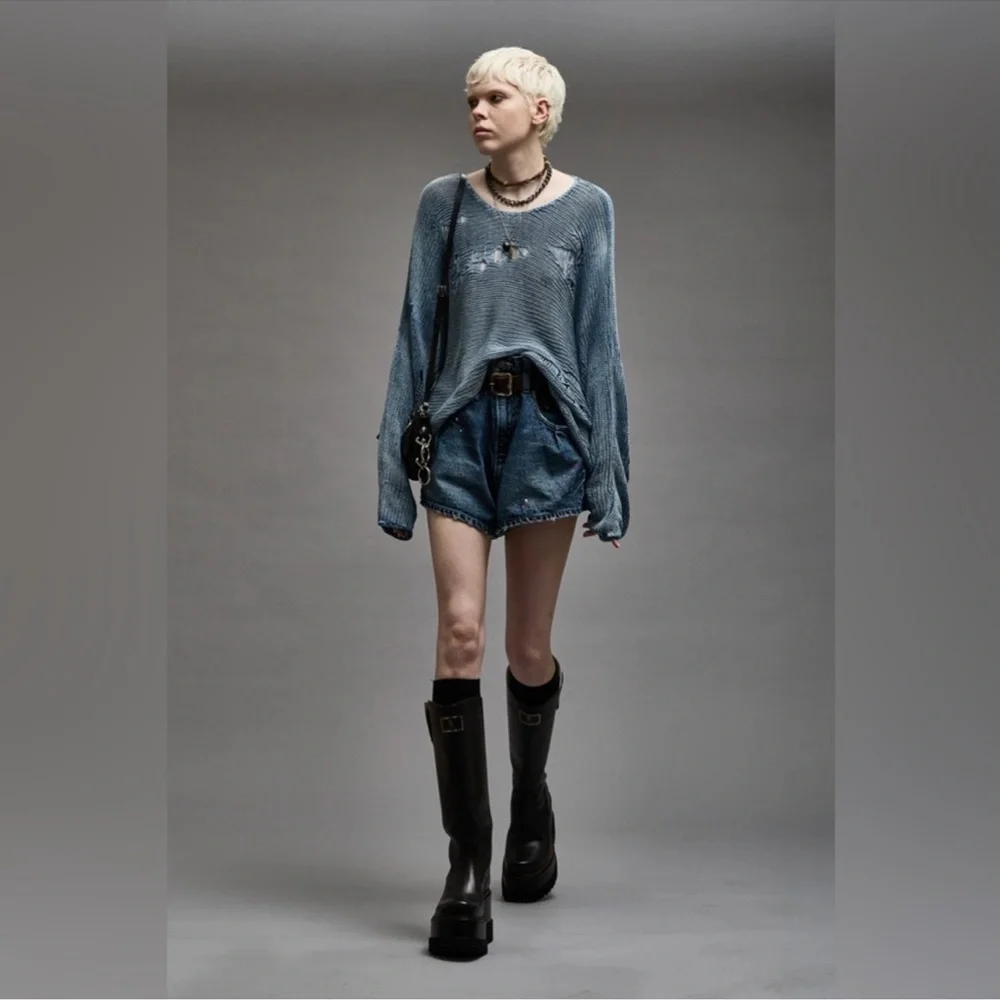 R13 Distressed Boyfriend Crewneck Sweater in Indigo Blue Size XS - Picture 4 of 13